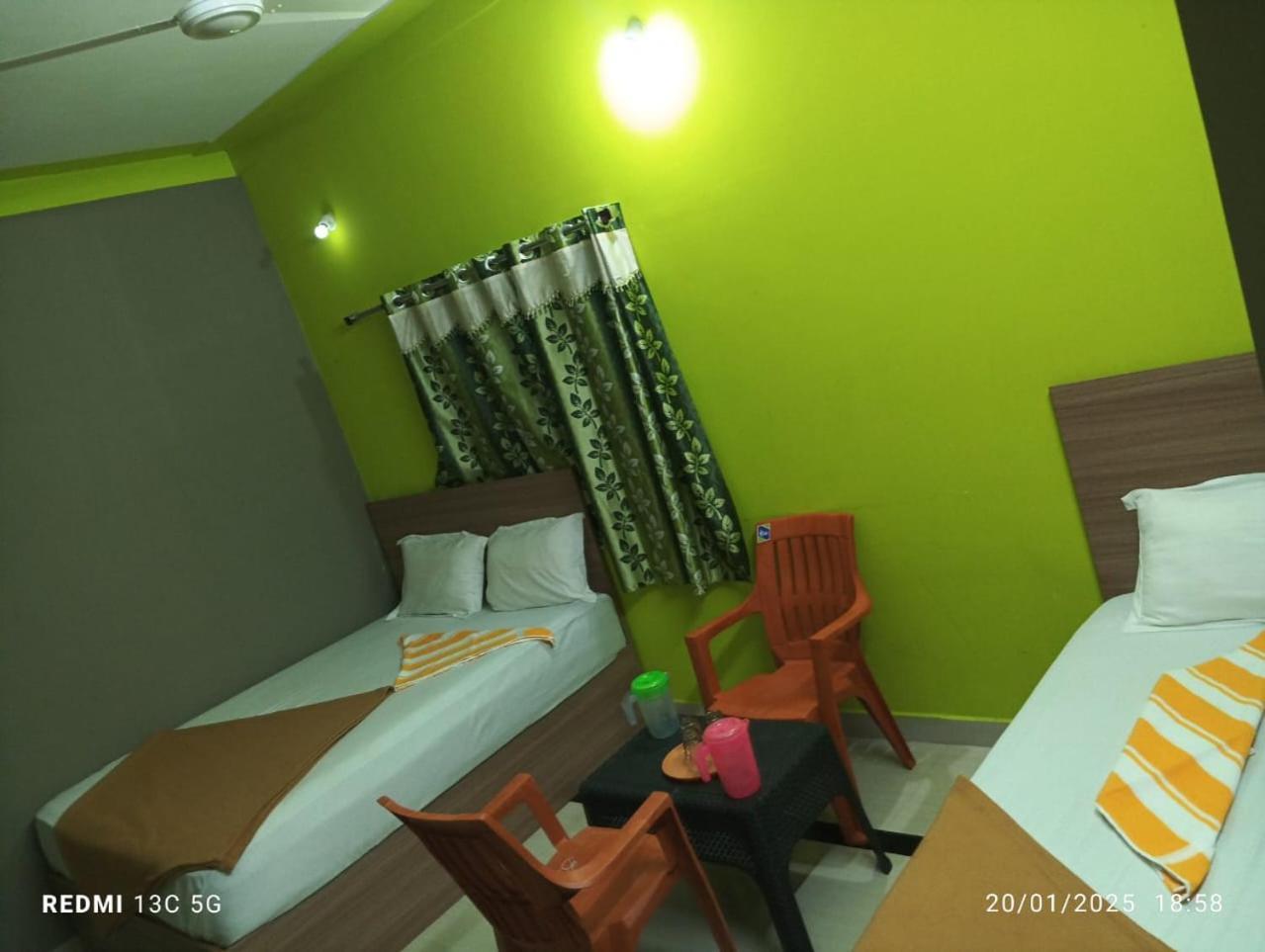 Bns Village Resort Коллі-Гіллз Номер фото